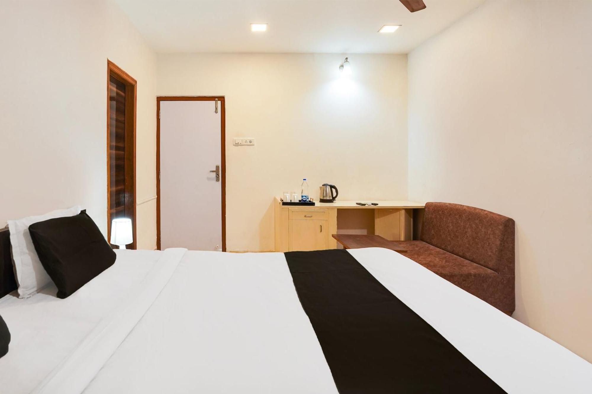 Hotel O Bridge Αχμπανταμπάντ Εξωτερικό φωτογραφία