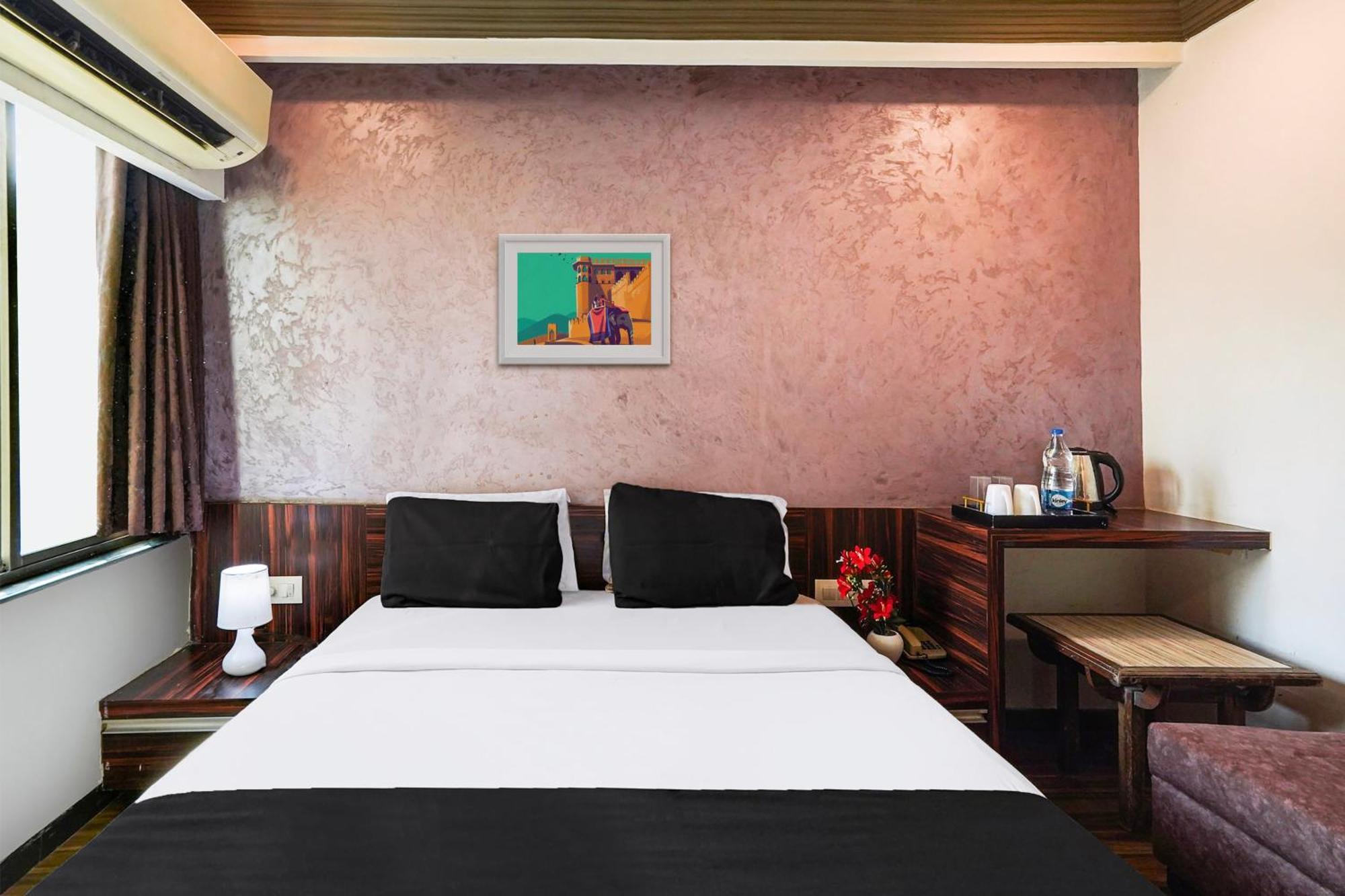 Hotel O Bridge Αχμπανταμπάντ Εξωτερικό φωτογραφία